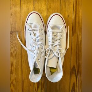 Converse All-Star hi-top Size 10 in white - excellent condition